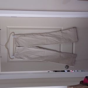 New York and Company Manhattan Chino (4 tall)